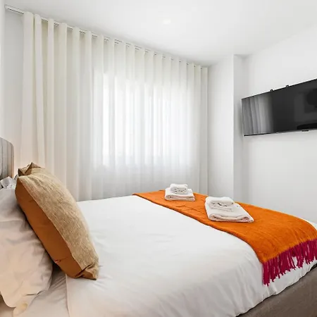 Guestready - Elegant Retreat With Terrace In
