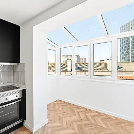 Guestready - Elegant Retreat With Terrace In * Oporto