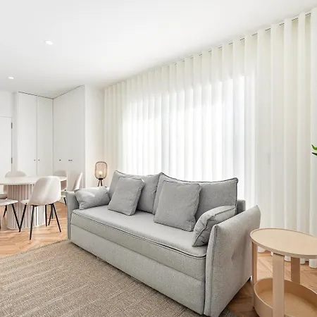Guestready - Elegant Retreat With Terrace In Oporto