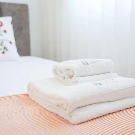 Guestready - Elegant Retreat With Terrace In Apartament *