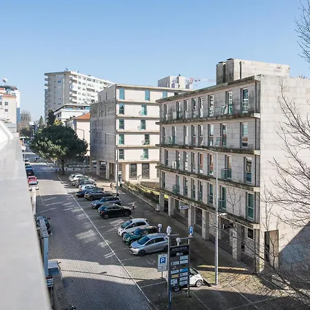Apartament Guestready - Elegant Retreat With Terrace In Porto